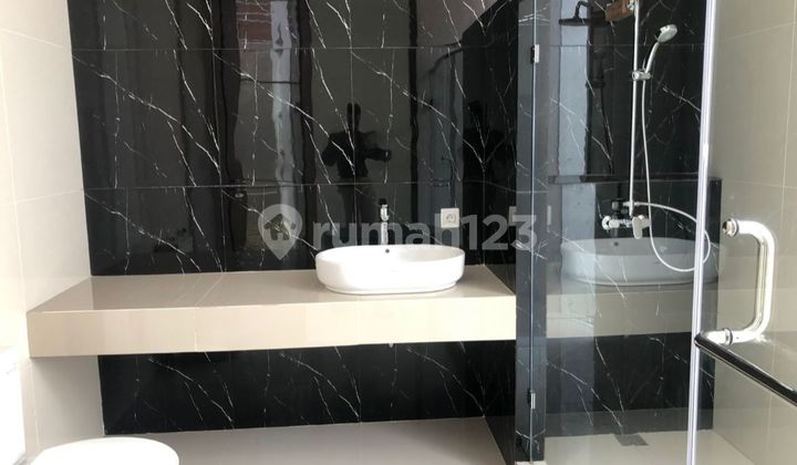 New Luxurious Spacious Greenery Home in Setiabudi Regency, North Bandung 2