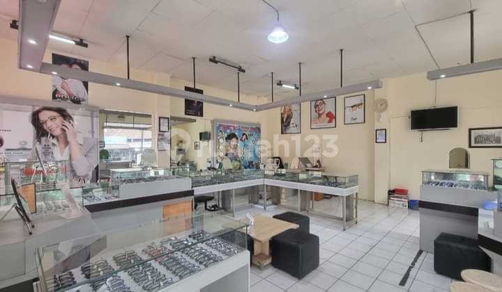 For Sale: Shophouse Plus House on Moch Toha Street 2