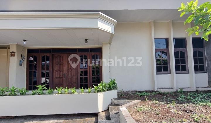 For Sale Spacious House SHM Lebdosari West Semarang 2