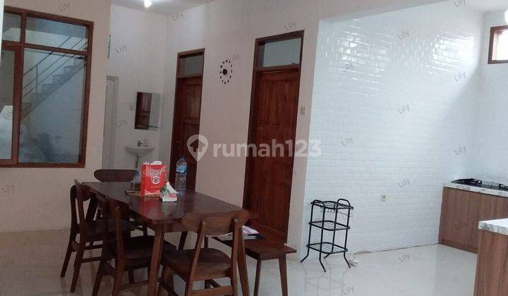 Rumah Bagus Furnished di Jalan Kembar, Bandung Bkr Ramdan Kota 1