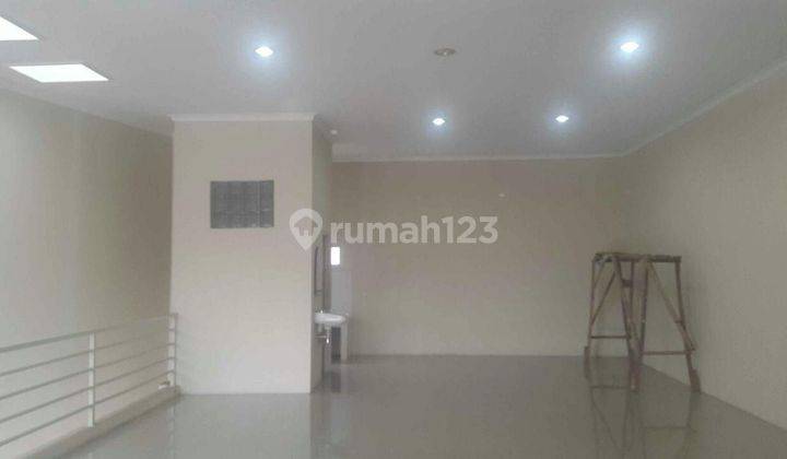 Ruang Usaha Sayap Moch Toha Ruko Cocok Untuk Showroom Gudang 2