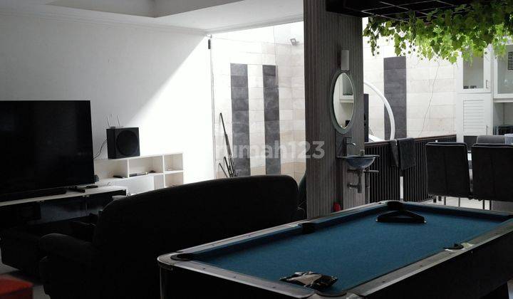 Rumah 3 Lantai Bagus Furnished di Srimahi, Bandung Sayap Bkr 1