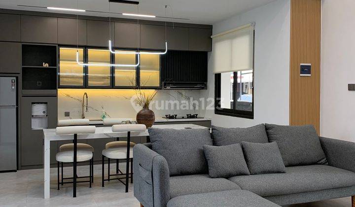 Rumah Full Furnished di Kota Baru Parahyangan 2