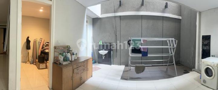 Rumah Lux Minimalis Full Furnished Siap Masuk 3 Lantai Nego Sampai Jadi. Rumah Lux Minimalis Nyaman Banget 2