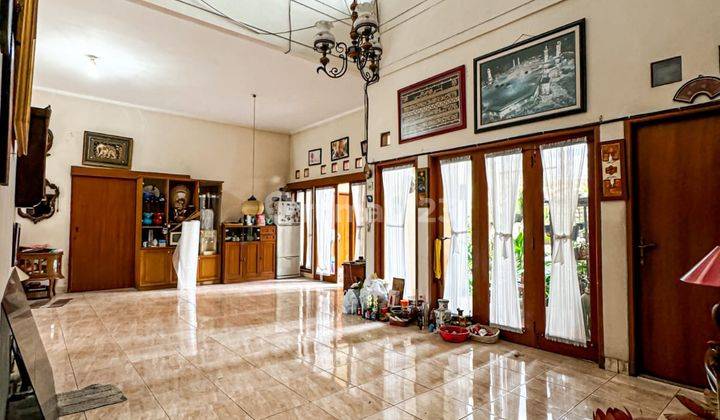 Rumah Cantik di Cikutra Baru Hook  1