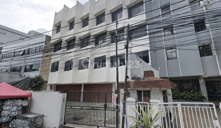 Gedung Komersial 4 Lantai, Jl Batu Ceper Jakarta Pusat, SHM 1