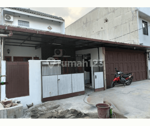 Rumah Bagus SHM Posisi Hoek Extra Tanah di Jl. Ciganitri, Bandung 1