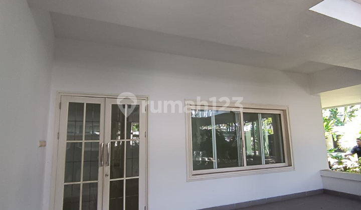 Rumah Menteng Di Jalan Imam Bonjol 2