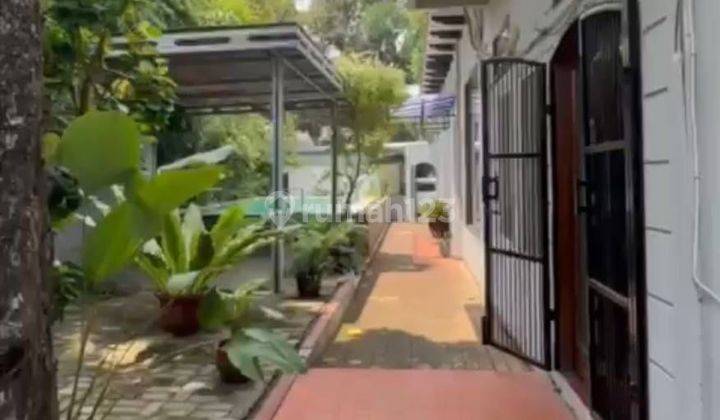 Rumah Menteng,Asri dan Terawat,ada Kolam Renang 2