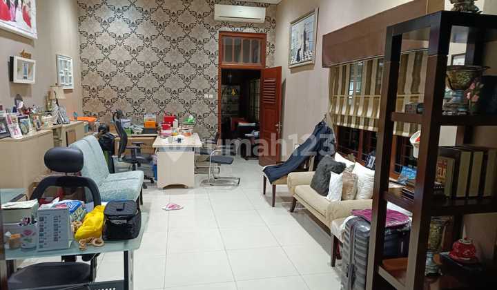 Rumah Siap Huni ,Lokasi Tenang,Jl.semarang ,Menteng