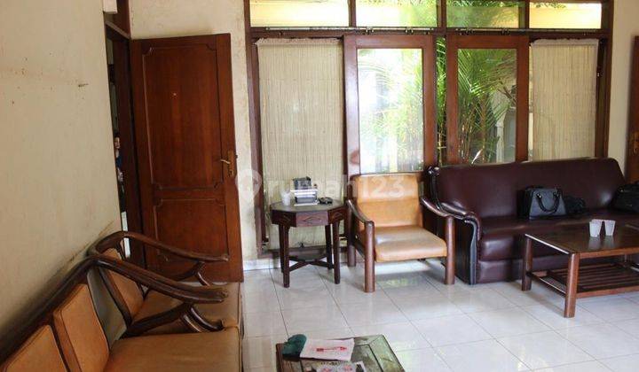 Rumah Bagus Letak di Hook, Shm, di Menteng, Jakarta Pusat 1