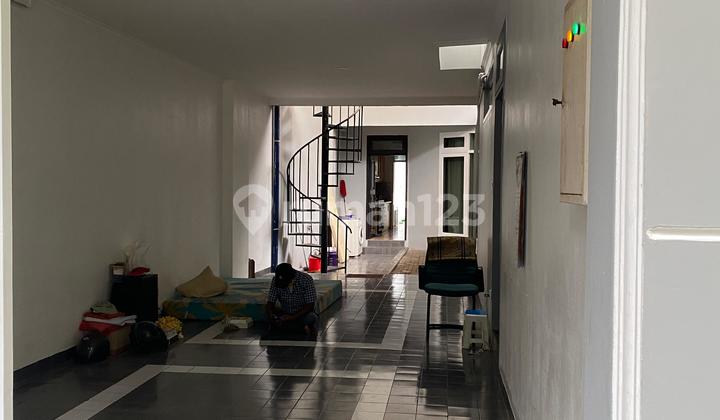 Asri Menteng House, Fully Furnished, Close to Surapati Park 2