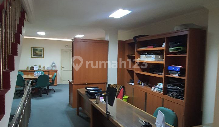Dijual Ruko 5 Lantai di Menteng Jakarta Pusat Lokasi Strategis