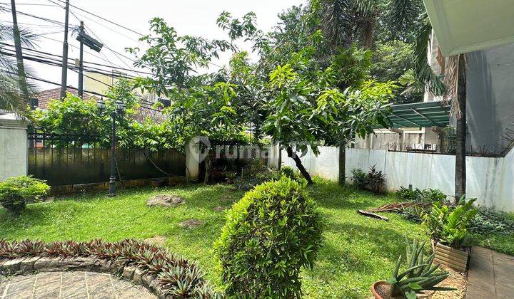 Dijual Rumah 2 Lantai Bagus Classic Dan Asri, di Menteng, Jakarta Pusat 2