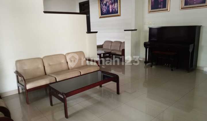 Rumah Vintage,dekat Rscm,menteng,jakarta Pusat 2