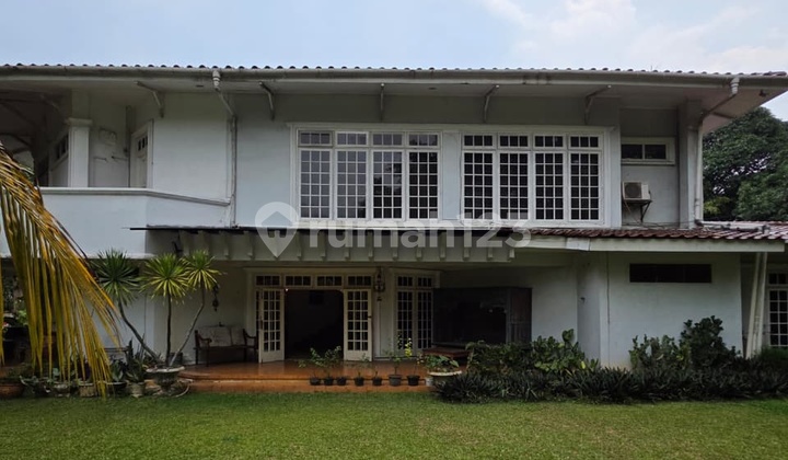Rumah Bagus Hoek di Kertanegara, Area Ring 1, Kebayoran Baru 2
