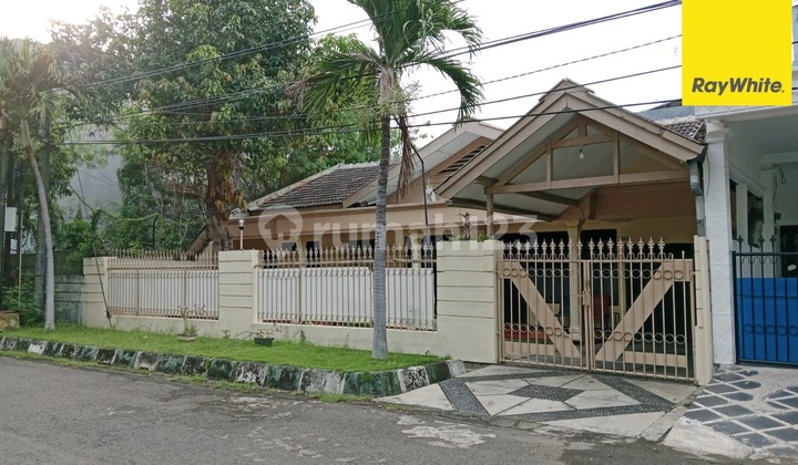 Dijual Rumah SHM di Nginden Intan Tengah Surabaya 1