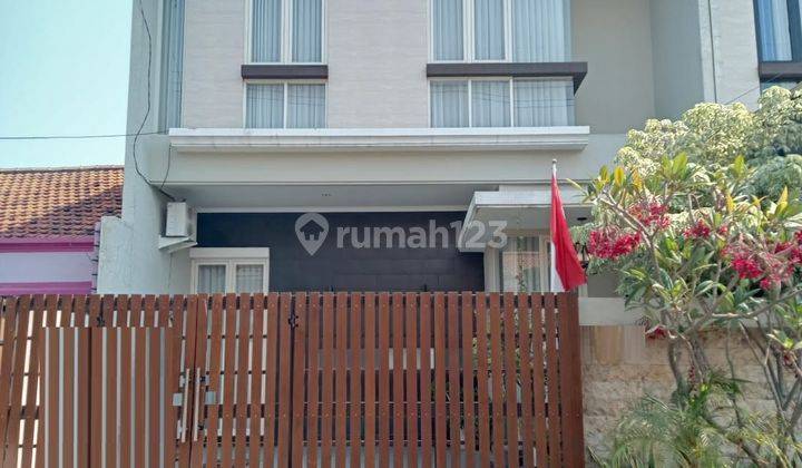 Dijual Rumah SHM Strategis Siap Huni Rungkut Asri Barat Surabaya 1