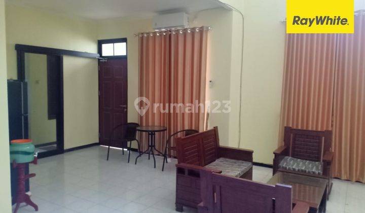 Dijual Rumah Furnish 2 Lantai SHM di Dharmahusada Mas Surabaya 2