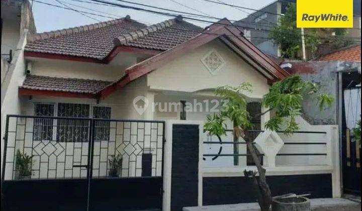 Disewakan Rumah 1,5 Lantai di Bratang Binangun Gubeng Surabaya 1