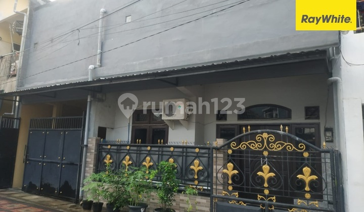 For Sale 2-Story House with SHM on Karang Asem Street, Surabaya 1