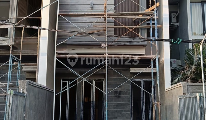 For Sale New 2-story House in Manyar Jaya Surabaya 1