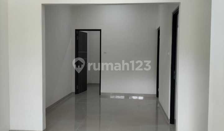 Rumah baru siap huni lokasi citra raya cikupa 2