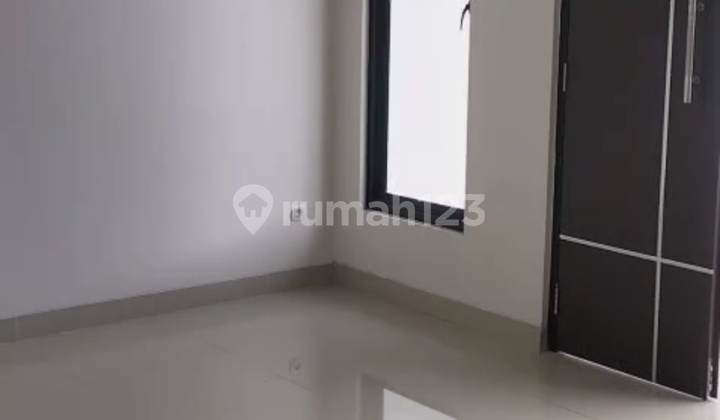 Rumah siap huni lokasi citra raya cikupa Rumah siap huni lokasi citra raya cikupa