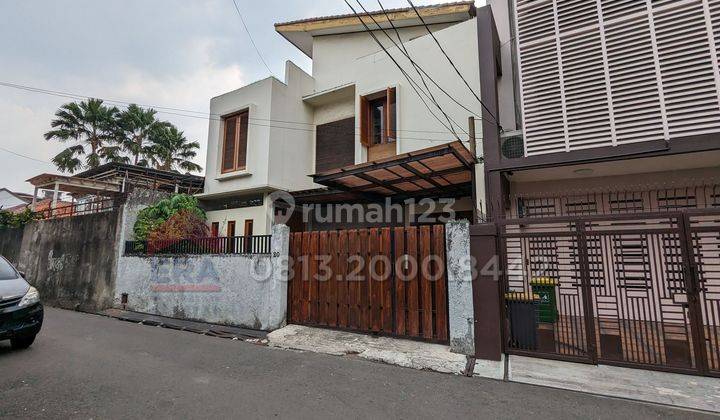 Rumah Murah Strategis 2 Lantai Di Tebet Utara  1