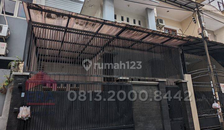 Rumah SHM Bagus 2 Lantai di Tanjung Duren  1