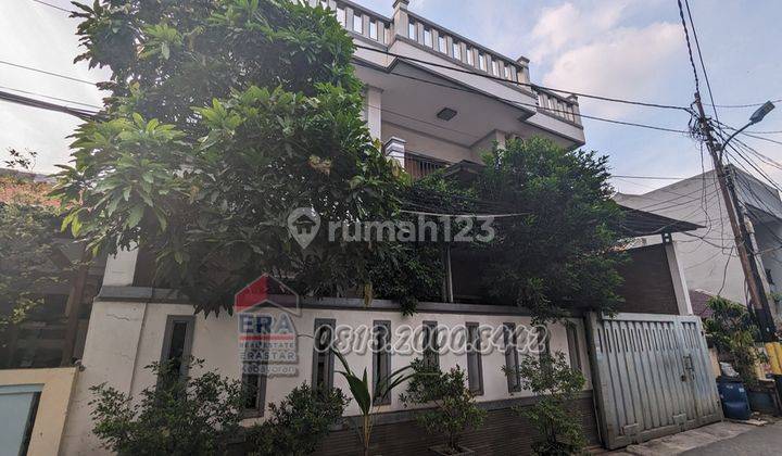 Rumah 2 Lantai Di Jalan Manggis Tomang Jakarta Barat 2