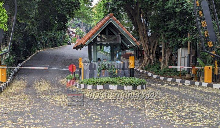 Rumah Asri Dan Mewah di Bukit Pratama Lebak Bulus 2