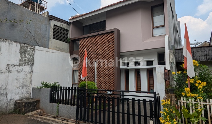 HOUSE FOR SALE QUICKLY IN CIPULIR PERMAI HOUSING COMPLEX, SOUTH JAKARTA