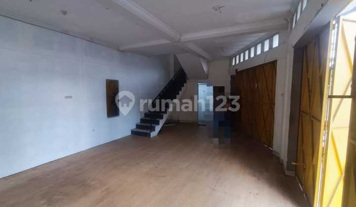 2-Story Shop House in the Center of Solo City, Front Width: 10 Meters