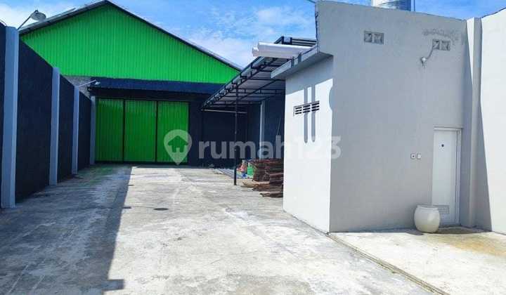 Gudang Akses Truck Tronton & Fuso Dekat Ring Road Solo 2