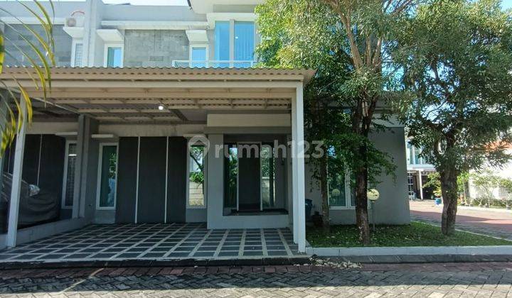 Rumah 2 Lantai Fully Furnished Dekat Manahan Solo 1