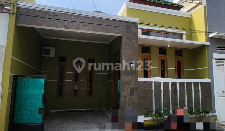 One-Story House with Minimalist Fence and One-Car Canopied Carport