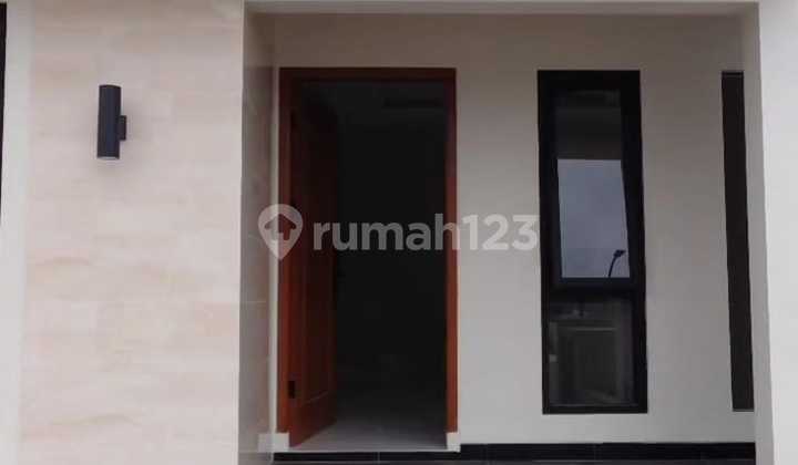 Rumah 2 Lantai Dengan Carport 2 Mobil, Cluster One Gate System, Cctv & Security 24 Jamsmart Home System ( Smart Door Lock, Cctv, Plug In Ac, Akses Internet ) 2