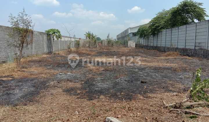 Tanah Sudah Berpagar Tembok Di Tengah Kota Solo Dekat Pintu Tol Bisa Di Akses Truck Container & Truck Trailer