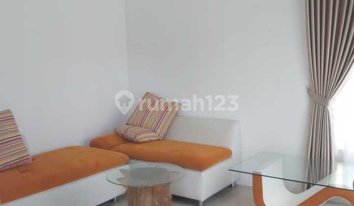 2-Story House in Solo City Center Cluster, Near Manahan Stadium, 1 Car Carport with Canopy. 2