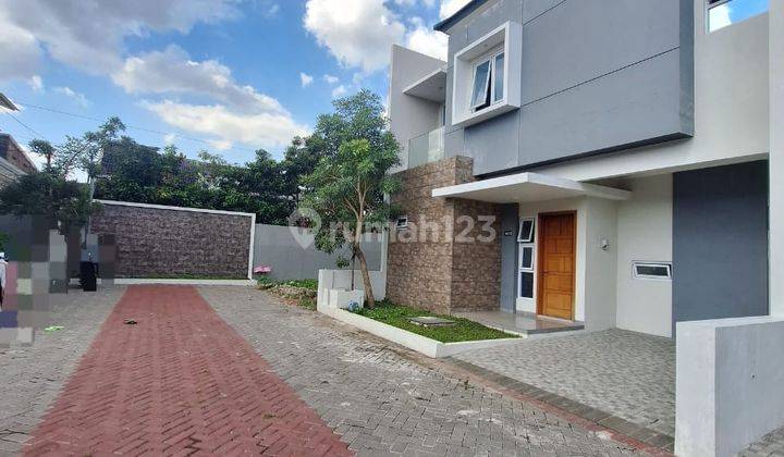 Rumah Cluster 2 Lantai Design Minimalis Modern Tengah Kota Solo Rumah di Jajar 1