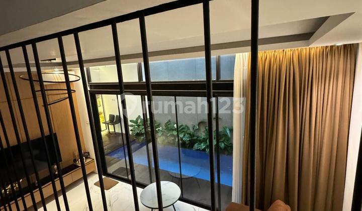 Rumah Mewah 2 Lantai Fully Furnished Dengan Private Pool Di Tengah Kota Solo 2