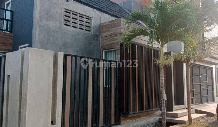 Rumah 2 Lantai Solo Baru 2