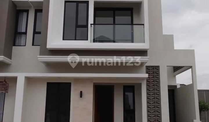Rumah 2 Lantai Dengan Carport 2 Mobil, Cluster One Gate System, Cctv & Security 24 Jamsmart Home System ( Smart Door Lock, Cctv, Plug In Ac, Akses Internet ) 1