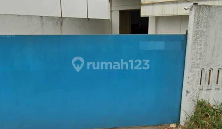 Warehouse in the Yellow Zone can be accessed by Container Trucks & Wingbox Trucks with a Front Width of 30 Meters. Warehouse in the Yellow Zone can be accessed by Container Trucks & Wingbox Trucks with a Front Width of 30 Meters.