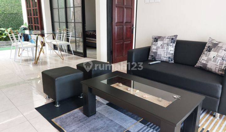 Rumah Fully Furnished 1 Lantai Berpagar Tengah Kota Solo Siap Huni Tinggal Masuk Design Minimalis Modern Rumah di Laweyan 1