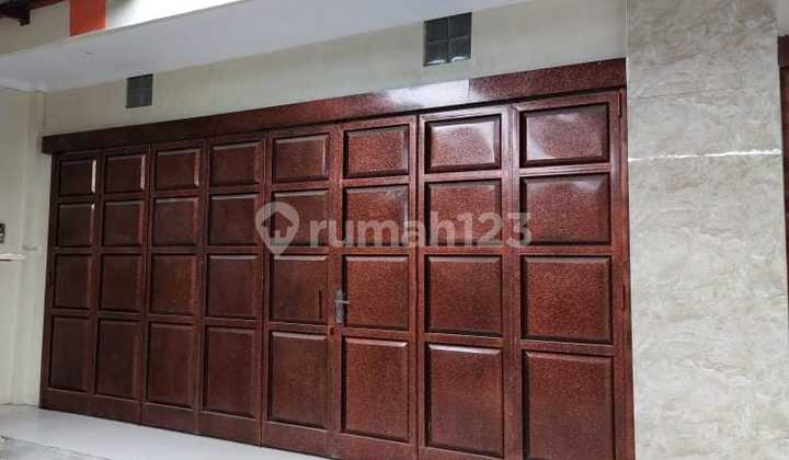 2-Story Shop House in Central Manahan Area, Solo City (Near Toll Gate) 2