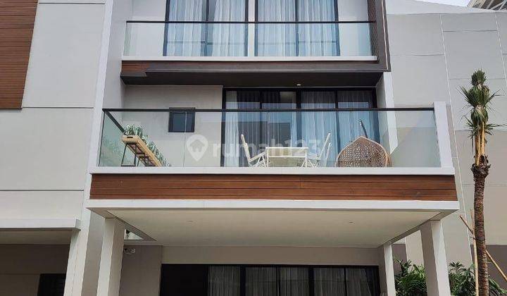 Rumah 3lt 6x10 3+1kt Osaka Residence Pik 2 Pantai Indah Kapuk 1