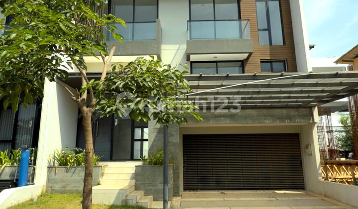 Rumah Bukit Danau Indah Pik 2 10X30 4Kt PPJB Strategis Siap Huni