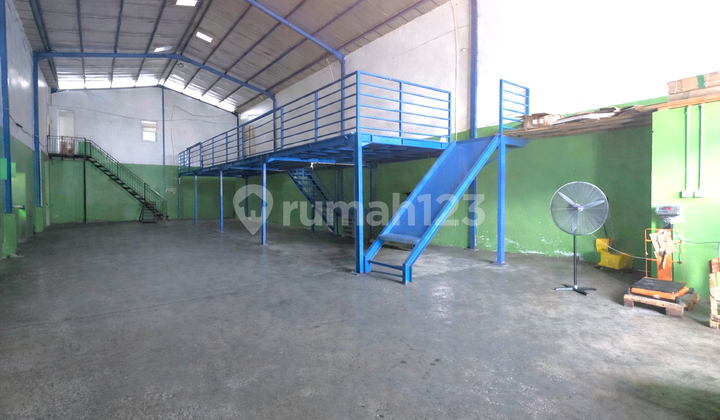 Central Cakung Warehouse 2 Floors 472 M2 HGB Ready-to-Use Strategic